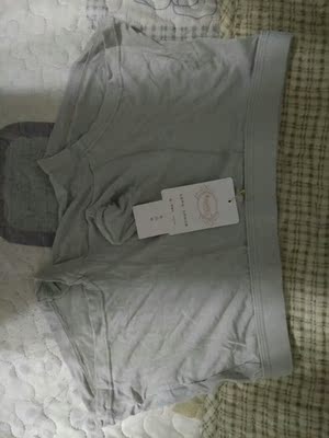 内裤质量还可以 莫代尔的 透气性好 薄款 穿着舒服