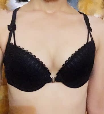 穿着舒服，胸型也特别好，对小胸也很友好，下水清洗了不会掉色。