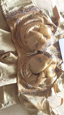 找朋友验证过，是正品，超级开心，塑形效果很赞，期待更好的效果，推荐朋友了