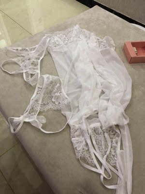 手感柔软，很性感，非常喜欢😀😀😀