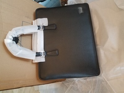 解说ELLE HOMME男包怎么样,质量假不假呢，亲身使用三个月感受揭秘