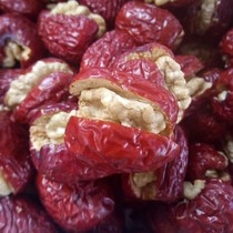 Libo red jujube clip walnut Super Ruoqiang jujube clip walnut red jujube Yunnan sharp white walnut pregnant woman snack