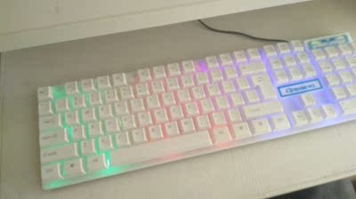 颜色很不,性价比还是可以的,也算是物美价廉吧 颜色很不,性价比还是可以的,也算是物美价廉吧