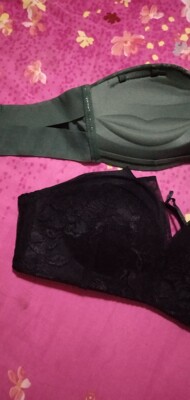 二次购买，以前是三四个月以前买的，因为在哺乳期后来隔奶胸小了，就又选择在这二次购买，因为穿着舒服，比我在外面买一百多的穿着舒服，看上的可以下单，还有我发现绿色这款式对于小胸可以当无肩带内衣，还有胶防滑的，可以两穿