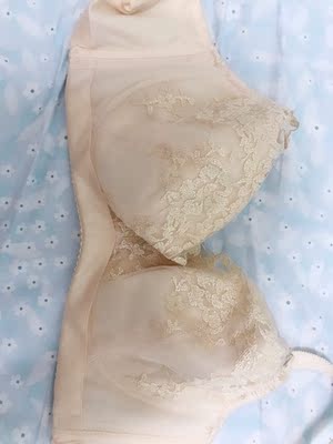 很适合，面料舒服，不扎手不起疙瘩，而且聚拢效果不错。