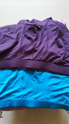 性价比很高的小内，穿着舒服。主要是价格诱人，还在徘徊的你赶紧下手吧