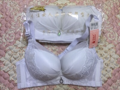 谢谢卖家赠送的内裤还有加长扣。