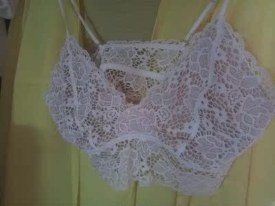 还可以，没有束缚  布料也可以。整体比较满意。