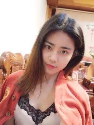 真的很好看，料子还可以的，我很喜欢 建议大家购买的，我觉得东西不错的，很好很好，推荐哦