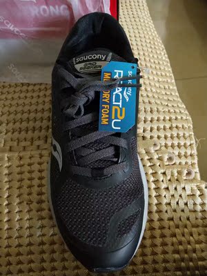 一般般，莆田生产，鞋垫软，鞋底硬，不到二百的价还是可以入手。