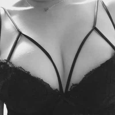 有点小性感 有点小性感