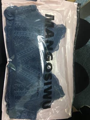 这个蓝很好看 莫兰迪色系即视感 很喜欢