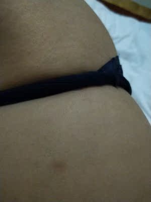 这个内裤不好穿，穿着老是卷在一起