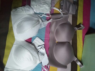 近几年家里所有的内衣都是在荷韵家买的，每件都超级漂亮，穿着也舒服。