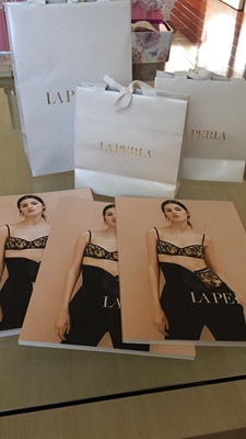 不愧是大品牌，物流包装都特别满意，手感柔软舒适，特别满意。