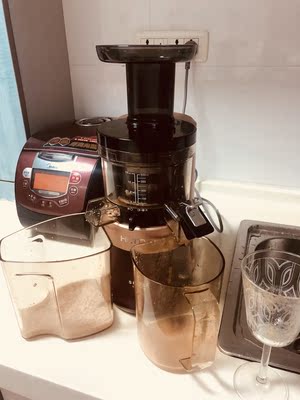 【揭秘】惠人原汁机哪款最好，最新型号是什么？清洗方便吗？