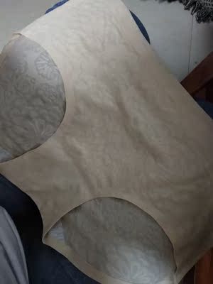 不错不错，比实体店便宜，很舒服，打算在入手一盒