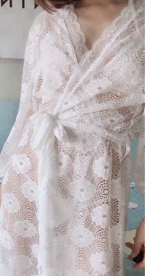 性感，穿着睡觉也不扎身，白色很喜欢，满意