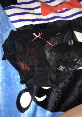 这条内裤很性感，做工也特别精细，下次还会订这家店铺的！