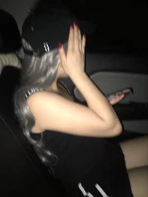 挺不错的哈,布料挺好,款式很喜欢,喜欢露背的 挺不错的哈,布料挺好,款式很喜欢,喜欢露背的