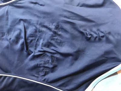 泳衣尺码合适 但穿了几次就这样 第一次差评