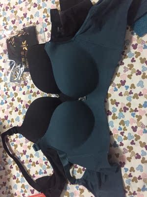 感觉不错 挺舒服的 料子挺软的 还会再来买 也会互相推荐