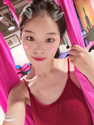 还不错就是很紧啊 像儿童的   这是全棉的 我更希望是有弹性的运动面料