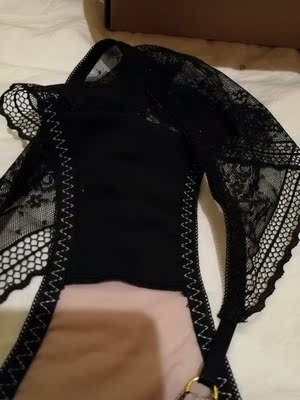 宝贝已经收到,快递很快,包装很好大尚,我这个人比较懒,不愿意逛街,内裤都在网上买的多,有的料子不好价格不合理,有的质量好是好了,但是就是勒得比较紧穿的不舒服,这次的购物比我想像的还要好,非常满意,前面藕色的面料跟柔软,蕾丝边的也很不错很漂亮,做工精细很性感的一条内裤,这个价格值虽然有点小贵,但是也值了,五星好评 宝贝已经收到,快递很快,包装很好大尚,我这个人比较懒,不愿意逛街,内裤都在网上买的多,有的料子不好价格不合理,有的质量好是好了,但是就是勒得比较紧穿的不舒服,这次的购物比我想像的还要好,非常满意,前面藕色的面料跟柔软,蕾丝边的也很不错很漂亮,做工精细很性感的一条内裤,这个价格值虽然有点小贵,但是也值了,五星好评