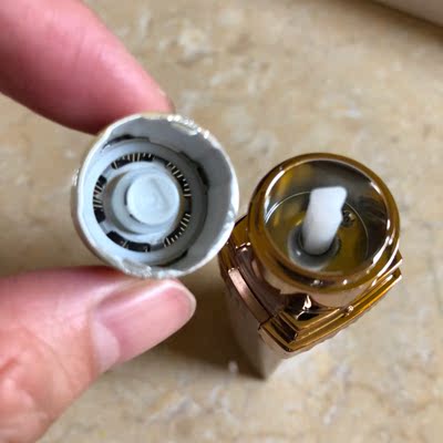 质量一般，很迷你小巧方便快捷，不过没有想象中剃的那么干净还是要多来回几次。