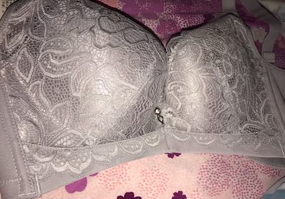 好,好好,收到货后看着和普通内衣没啥区别,上身一看,太性感了,特别有型,颜色也很漂亮,价格实惠,不属于大牌子内衣,会回购 好,好好,收到货后看着和普通内衣没啥区别,上身一看,太性感了,特别有型,颜色也很漂亮,价格实惠,不属于大牌子内衣,会回购