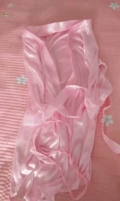 买的大了,本来打算买小号又怕不够,不过不影响整体效果,挺喜欢的,上身舒服,以后有需要会继续光顾!!! 买的大了,本来打算买小号又怕不够,不过不影响整体效果,挺喜欢的,上身舒服,以后有需要会继续光顾!!!