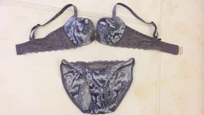 发货速度,服务态度好,很喜欢这家店的内衣很性感,下次还会来的哟! 发货速度,服务态度好,很喜欢这家店的内衣很性感,下次还会来的哟!