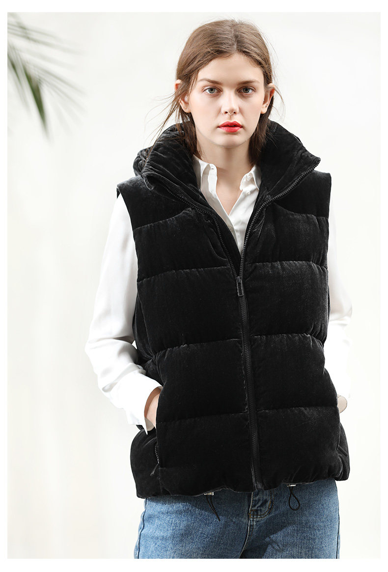 黑色金丝绒羽绒服女简约修身无袖羽绒背心短款连帽羽绒外套81473