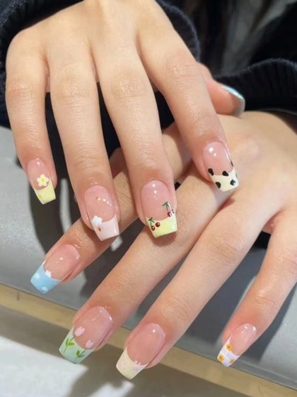 반 핸드 러닝 갑옷 봄과 여름 꽃 귀여운 짧은 매니큐어 학생 귀여운 봄 꽃 착용 갑옷 반 핸드 러닝 갑옷 봄과 여름 꽃 귀여운 짧은 매니큐어 학생 귀여운 봄 꽃 착용 갑옷
