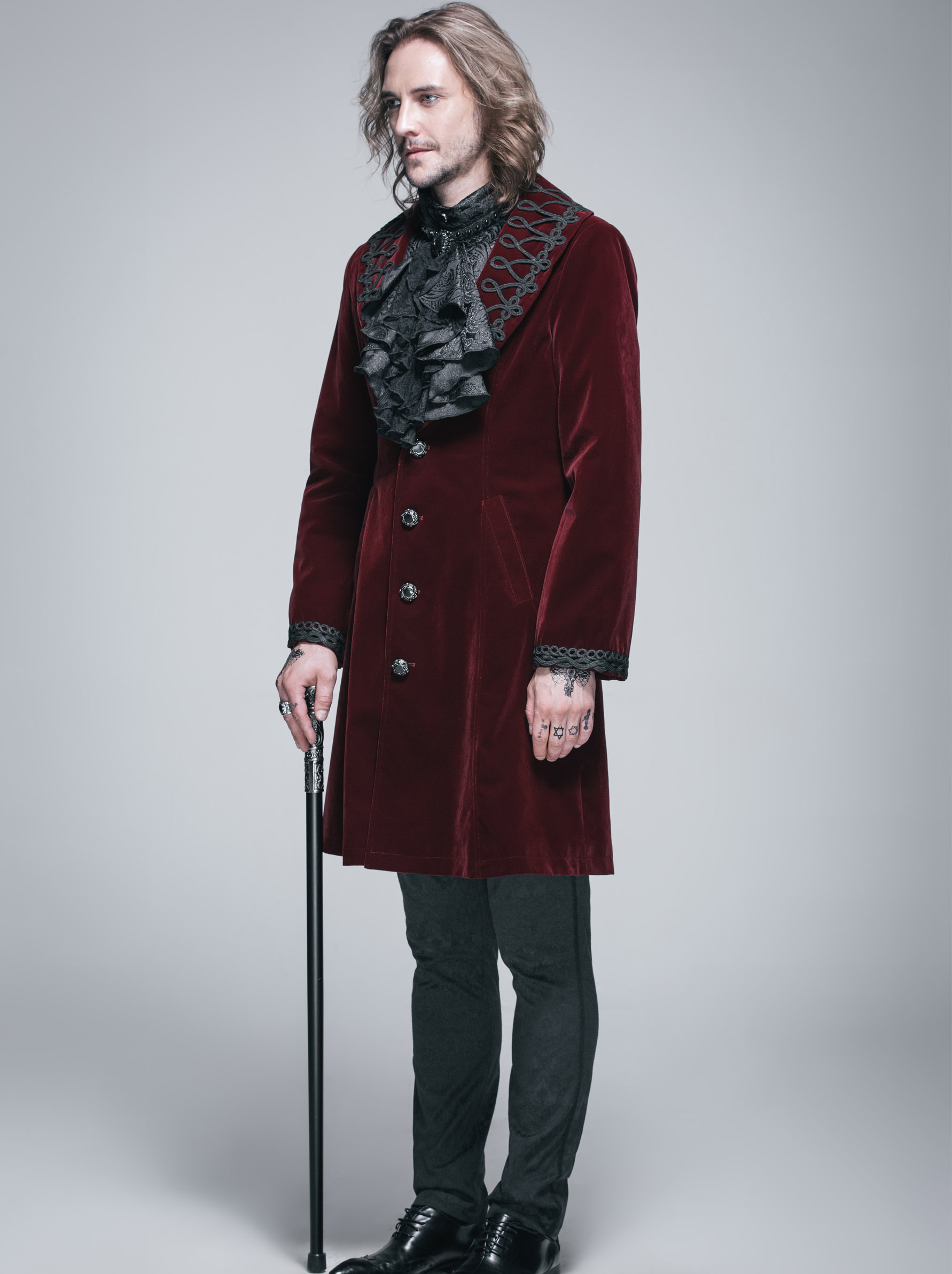 公司名称:  行业: 服饰鞋包 地址:  商品永久链接: 魔卡骑新款宫廷