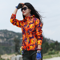 Spring Autumn Grip Suede Softshell Clothes Women Tide Outdoor Climbing Clothes Waterproof Windproof Submachine Clothes Warm Outdoor Sports Jacket New