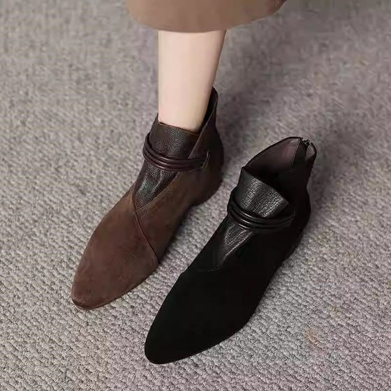 Frosted pointed toe plus velvet warm short boots for women 2025 autumn and winter new thick heel soft leather women's boots fashion boots
Frosted pointed toe plus velvet warm short boots for women 2025 autumn and winter new thick heel soft leather women's boots fashion boots