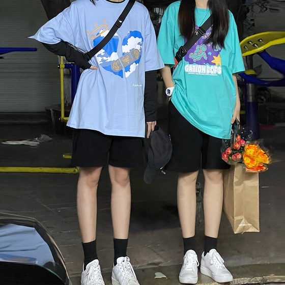 Guangzhou 13-Long popular women's clothing high-end European and American sports shorts jogging casual pants straight three-and-five-point pants
Guangzhou 13-Long popular women's clothing high-end European and American sports shorts jogging casual pants straight three-and-five-point pants