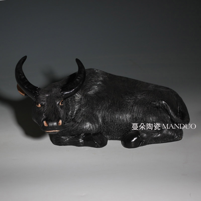 Jingdezhen porcelain Jingdezhen porcelain black cattle igniting a buffalo buffalo south porcelain its