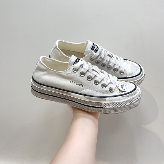 2025 new retro style old-stained dirty canvas shoes for women's thick-soled lace-up casual sports shoes white shoes
2025 new retro style old-stained dirty canvas shoes for women's thick-soled lace-up casual sports shoes white shoes