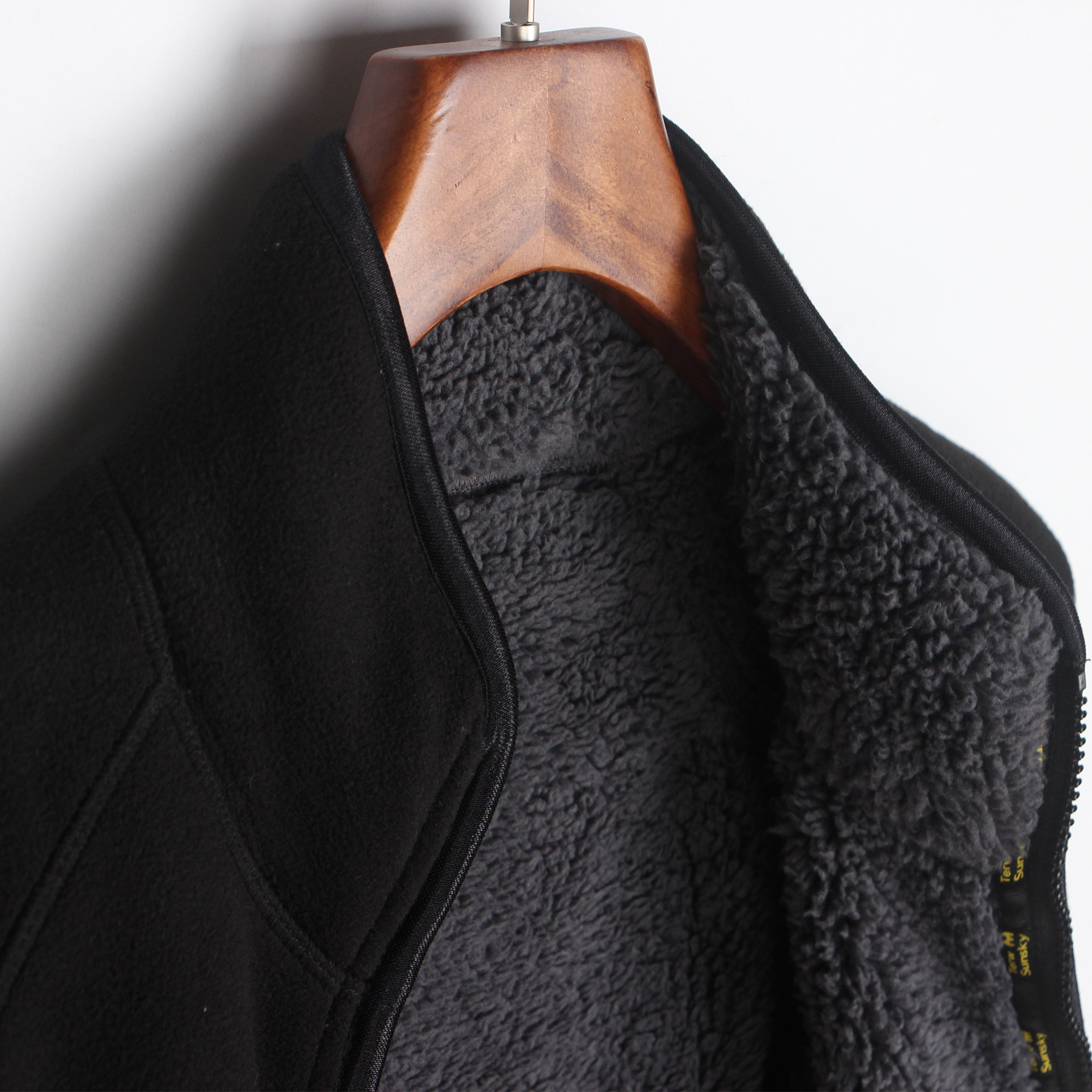 天天特价抓绒衣 男 女加厚加绒开衫保暖摇粒绒冲锋衣内胆情侣外套_7折