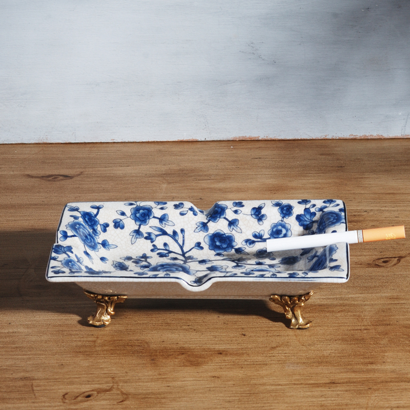 The New Chinese blue and white porcelain with copper decoration small fruit bowl dried fruit candy dish ashtray creative home office