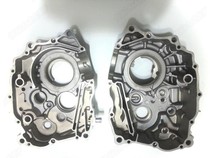 Cross country motorcycle CQR Zongshen CB250 Haling M4 M2 M2 T4 T4 T4 engine box left and right crankcase body