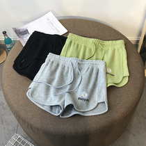 Summer new small daisy embroidered high-waisted shorts female Korean version loose sports casual hot pants wear tide wild