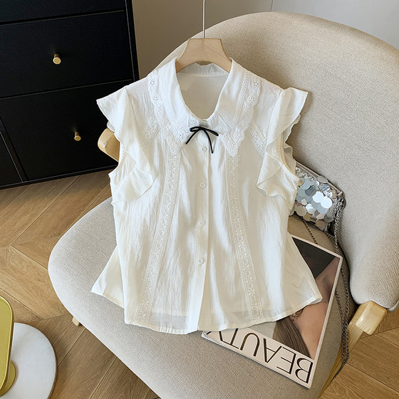 Lace lapel shirt short sleeves women's small flying sleeves French high-end design and beautiful top loose
Lace lapel shirt short sleeves women's small flying sleeves French high-end design and beautiful top loose