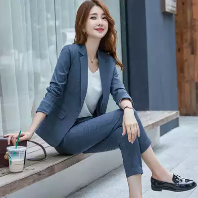 Plaid small suit women Korean version 2021 Spring and Autumn New English chic casual suit jacket two-piece set