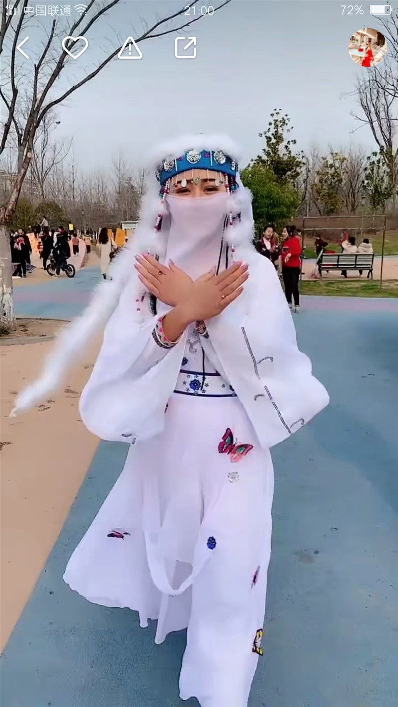 影视古装女香妃同款衣服还珠格格含香服装飘逸白显瘦抖音超火新品