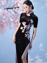 High collar classical sweet embroidery body etiquette dance performance practice velvet cheongsam 2020 new autumn winter catwalk