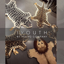 IYOUTH imported Indonesian handmade resort style black BAO WEN tiger head pattern deer pelican wool carpet