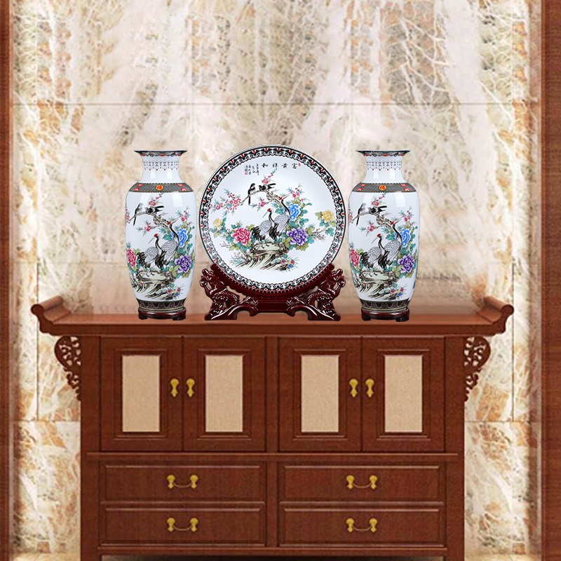 Large Chinese antique vase of jingdezhen ceramics powder enamel three - piece study wine sitting room adornment is placed